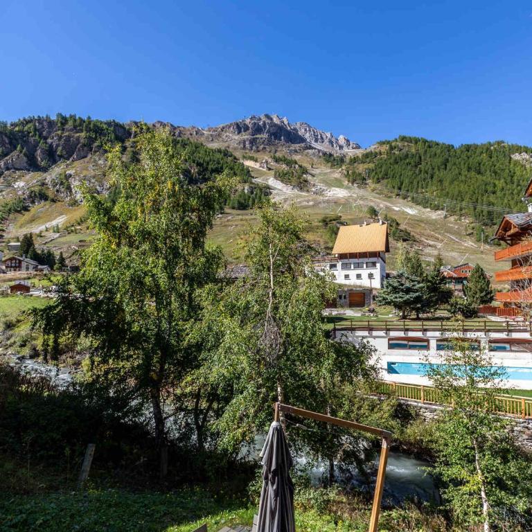 Appartement standing 3 pièces avec terrasse, cheminée, parking et WiFi à Val-d'Isère - FR-1-694-199 - Appartement - 15