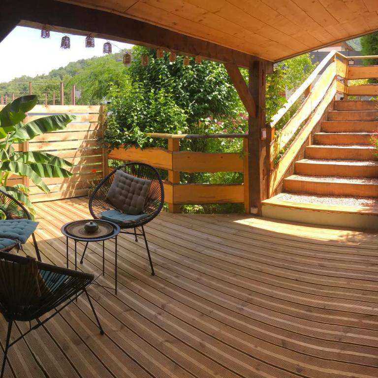 Gîte avec piscine chauffée & aires de jeux pour enfants - Maison 3 Chambres - 27