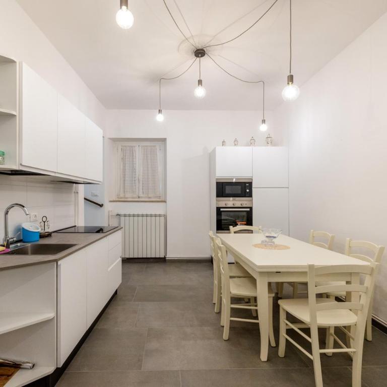 In the heart of Finalmarina - Appartamento con 2 Camere da Letto - 16