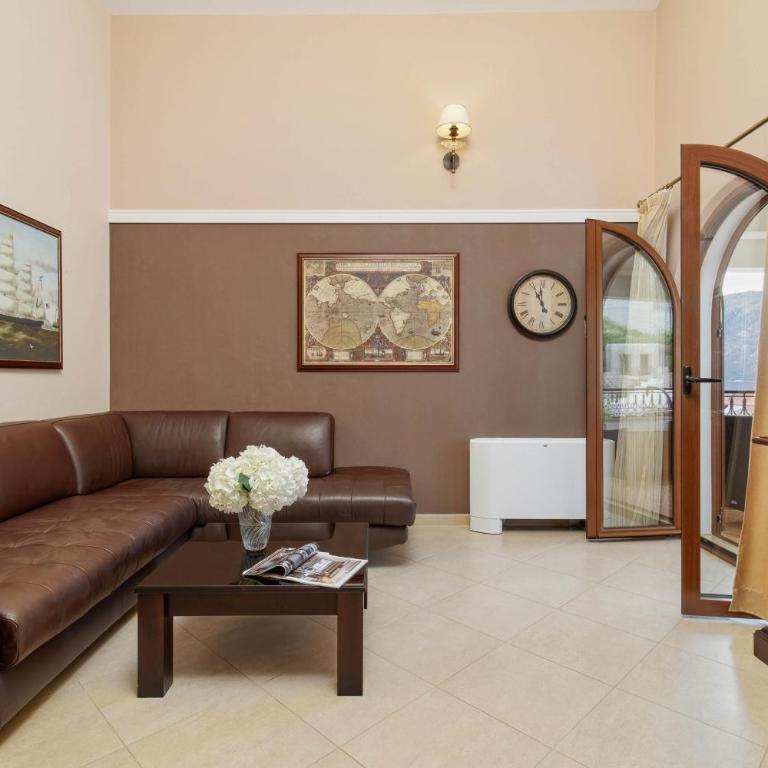 Apartments Djuranovic - Comfort One-Bedroom Apartment with Terrace and Sea View - 5