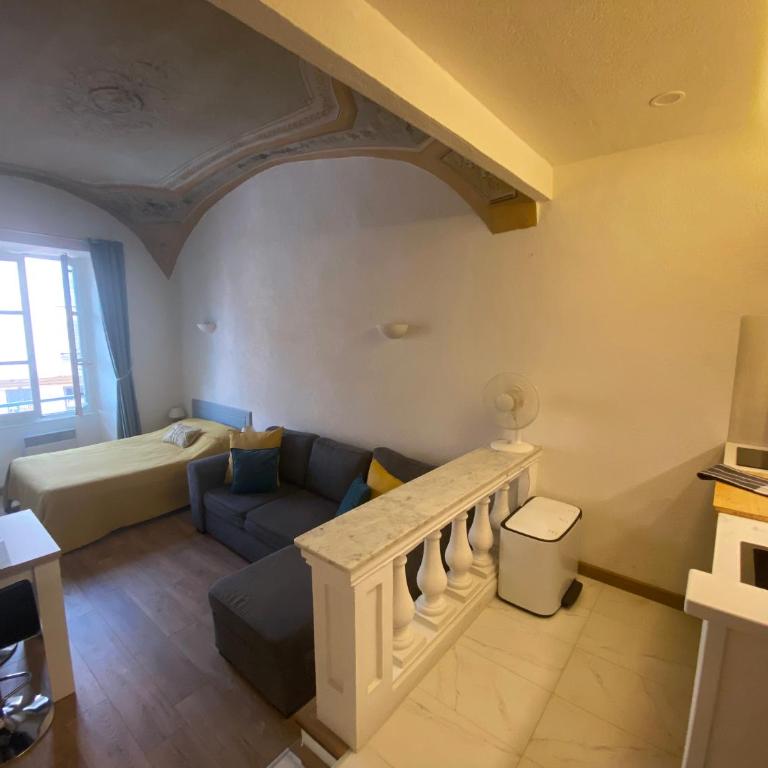 Lovely studio - heart of Menton, near the beach. - Appartamento Monolocale - 2