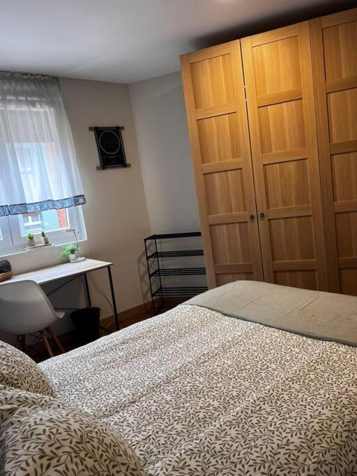 Amplio Piso 110m - Moderno y 2 Baños - Poniente - Apartamento de 3 dormitorios - 9