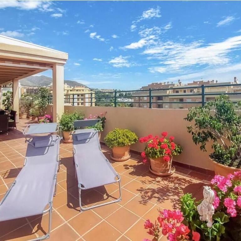 Espectacular ático con vistas al mar y la montaña - Apartamento Deluxe - 2