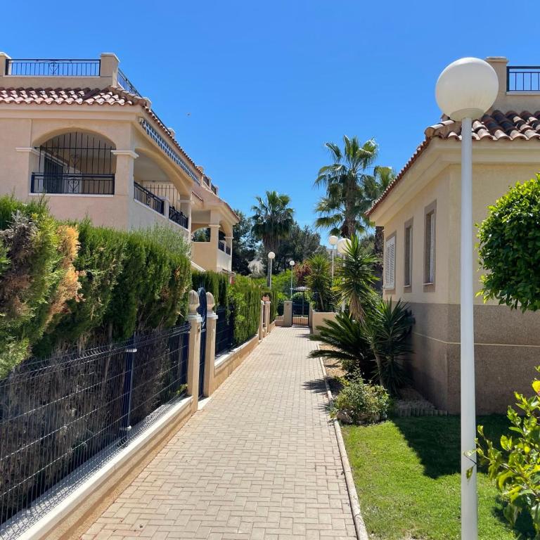 Apartment / Penthouse Mil Palmeras - Appartement 2 Chambres - 5