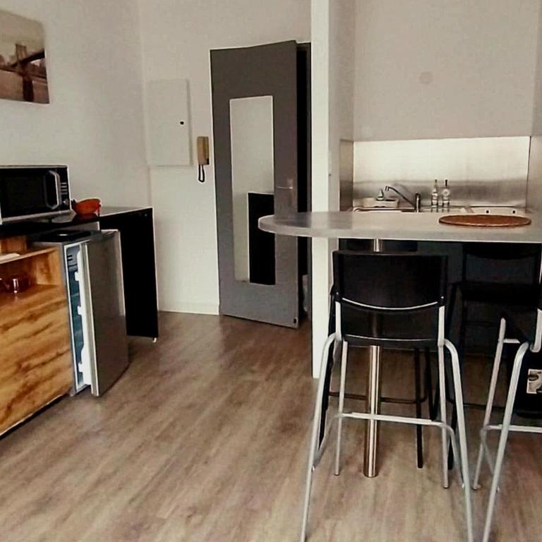 Chazi proche de la cité espace - Appartamento con 1 Camera da Letto - 14