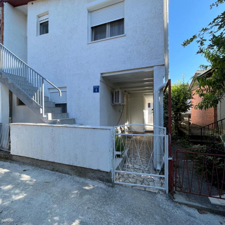 Zlata apartment - Apartman sa 2 Spavaće Sobe - 2