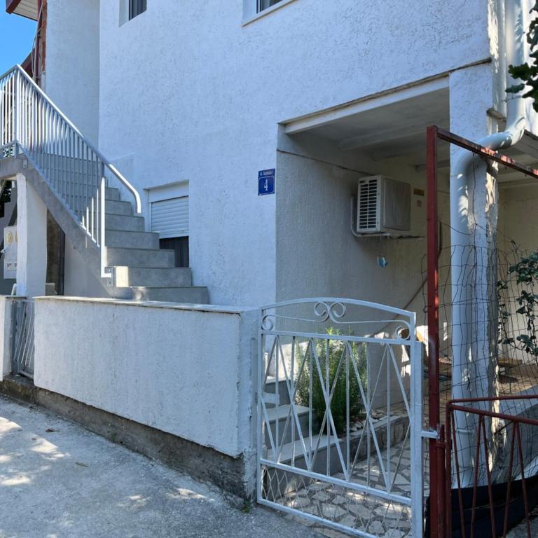 Zlata apartment - Apartman sa 2 Spavaće Sobe - 3