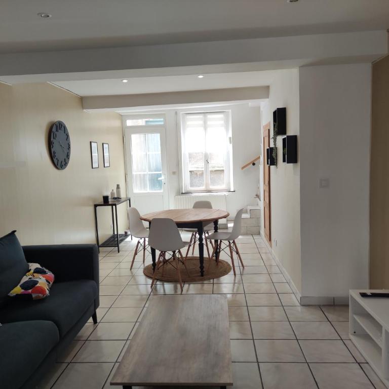 Maison cosy au cœur de la vieille ville - Maison 2 Chambres - 2