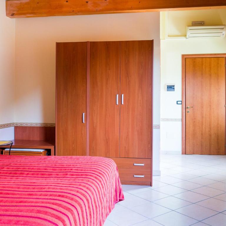 B&B Il Girasole - Camera Tripla - 7