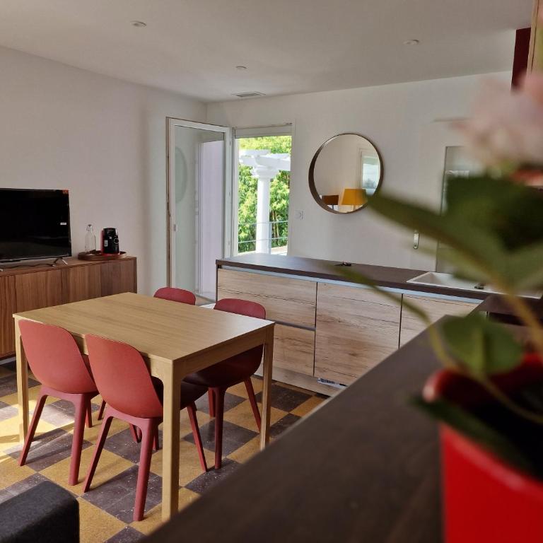maison PING ,en face des arènes - Appartement 2 Chambres - 21