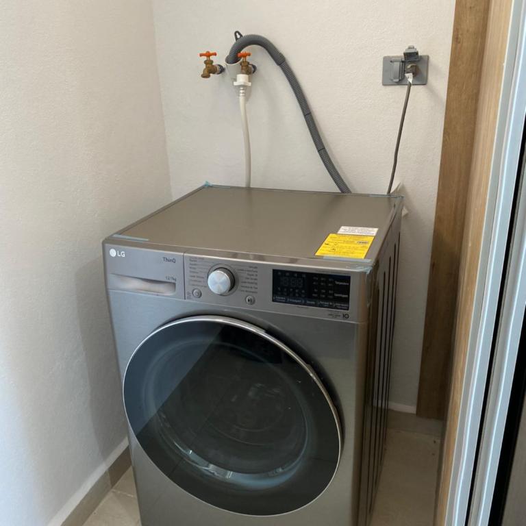 Nuevo Departamento con Excelente Ubicación y Muy Bonita Alberca - Residencial Almarena II - Two-Bedroom Apartment - 19