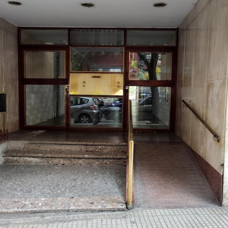 Dpto. en Almagro, frente al Hospital Italiano - One-Bedroom Apartment - 5