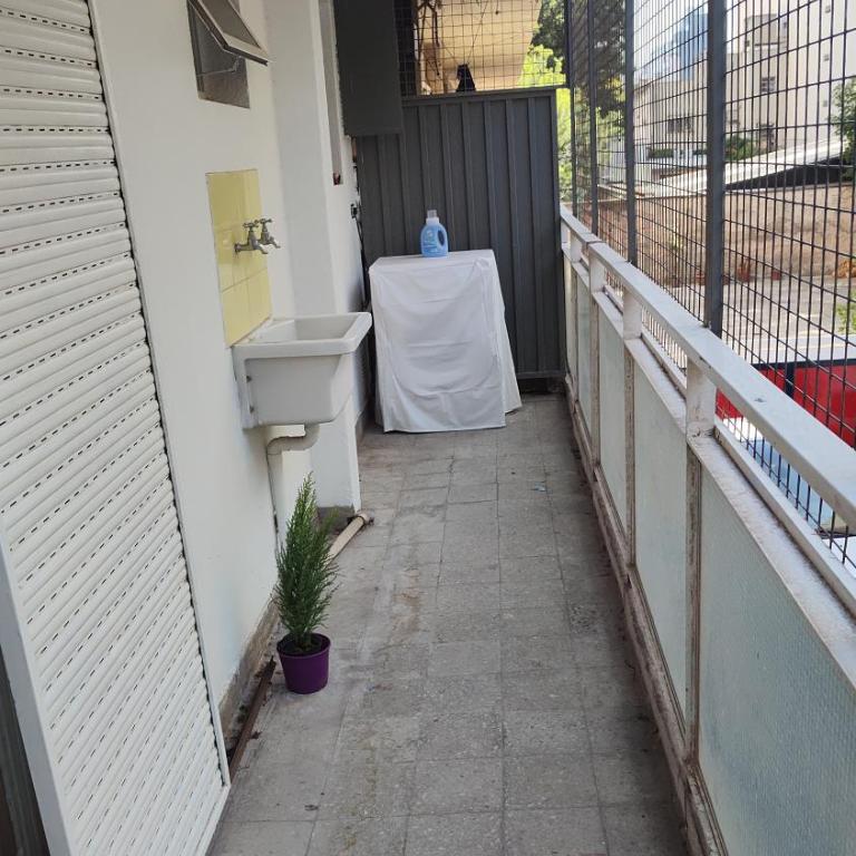 Dpto. en Almagro, frente al Hospital Italiano - Apartamento de 1 dormitorio - 31