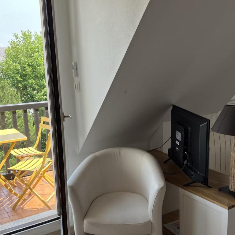 Accès direct plage, T3 mezzanine, 4 pers, balcon, parking, proche thalasso à Cabourg - FR-1-487-357 - Appartamento - 3