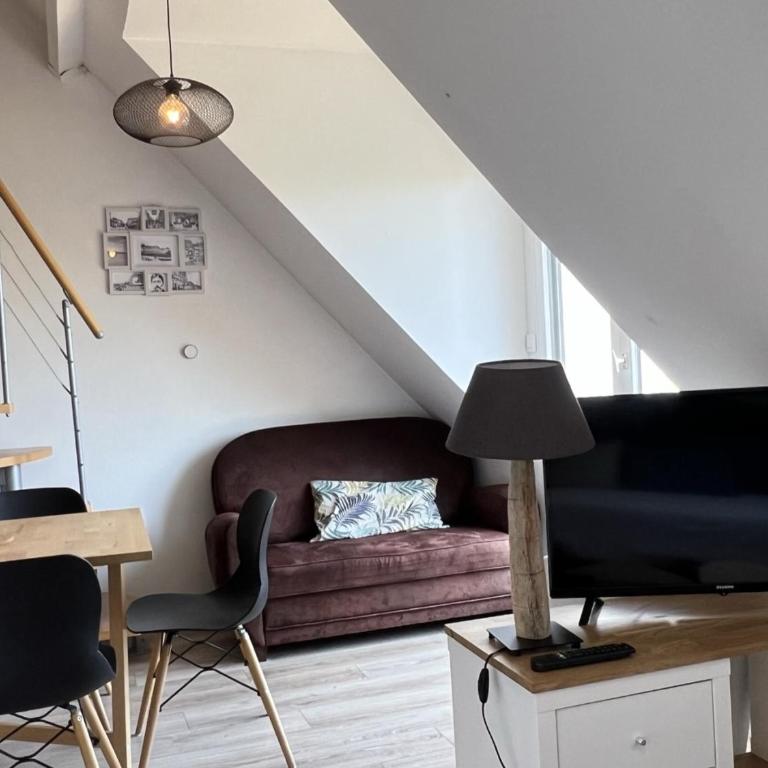 Accès direct plage, T3 mezzanine, 4 pers, balcon, parking, proche thalasso à Cabourg - FR-1-487-357 - Appartamento - 7