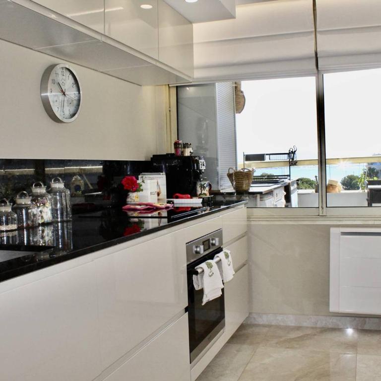 Superbe appartement climatisé avec terrasse et jardin à Villeneuve Loubet Plage - FR-1-252A-106 - Appartement - 4