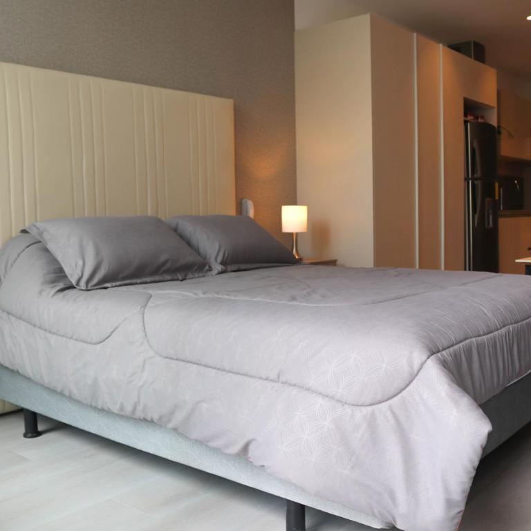 Silver Studio Pool Comfy Garage CheckinEC - Apartamento de 1 dormitorio - 8