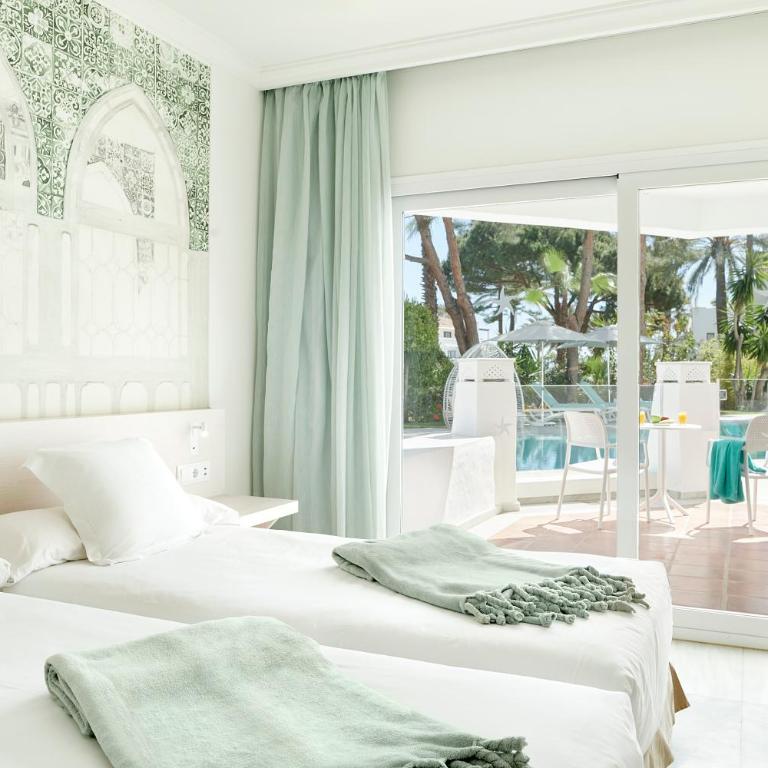 Iberostar Selection Marbella Coral Beach - Habitación Doble con acceso directo a la piscina semiprivada - 2 camas - 4