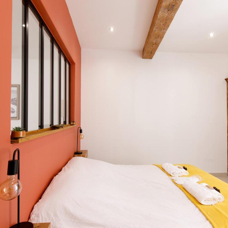 Le Cocon Saint Tropez YourHostHelper - One-Bedroom Apartment - 12