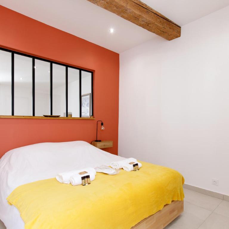 Le Cocon Saint Tropez YourHostHelper - One-Bedroom Apartment - 13