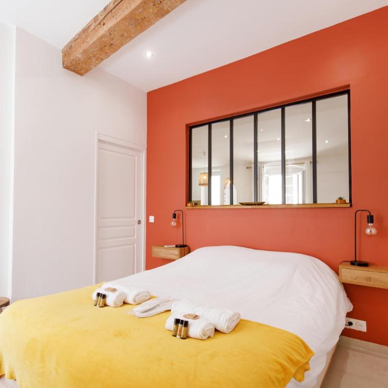 Le Cocon Saint Tropez YourHostHelper - One-Bedroom Apartment - 10