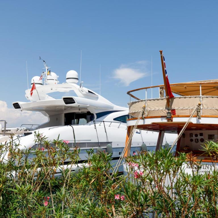 Le Cocon Saint Tropez YourHostHelper - One-Bedroom Apartment - 28