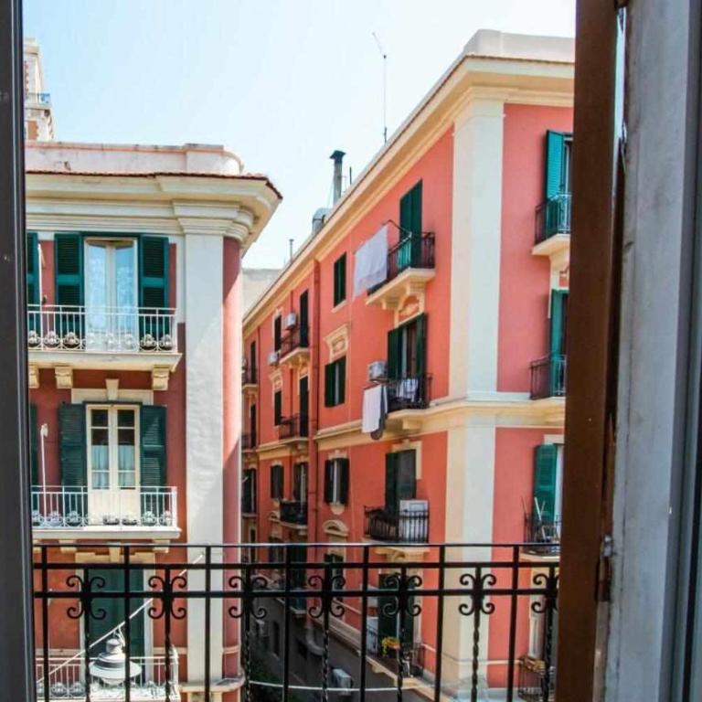 Astroom apartments - Double Room with Balcony - 8