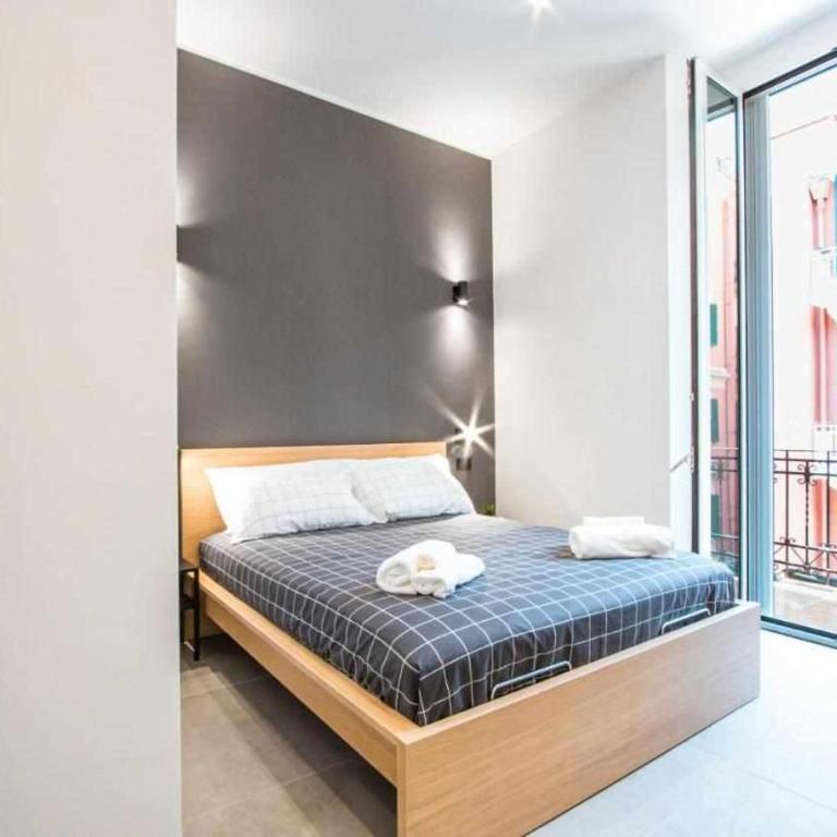 Astroom apartments - Double Room with Balcony - 5