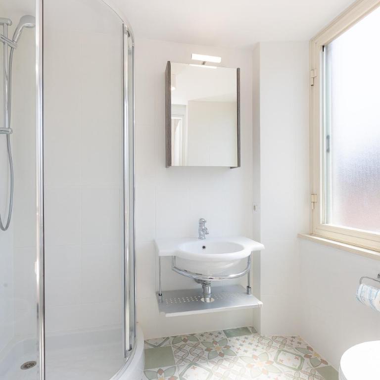 Corso View by Rental in Rome - Two-Bedroom Apartment - 40