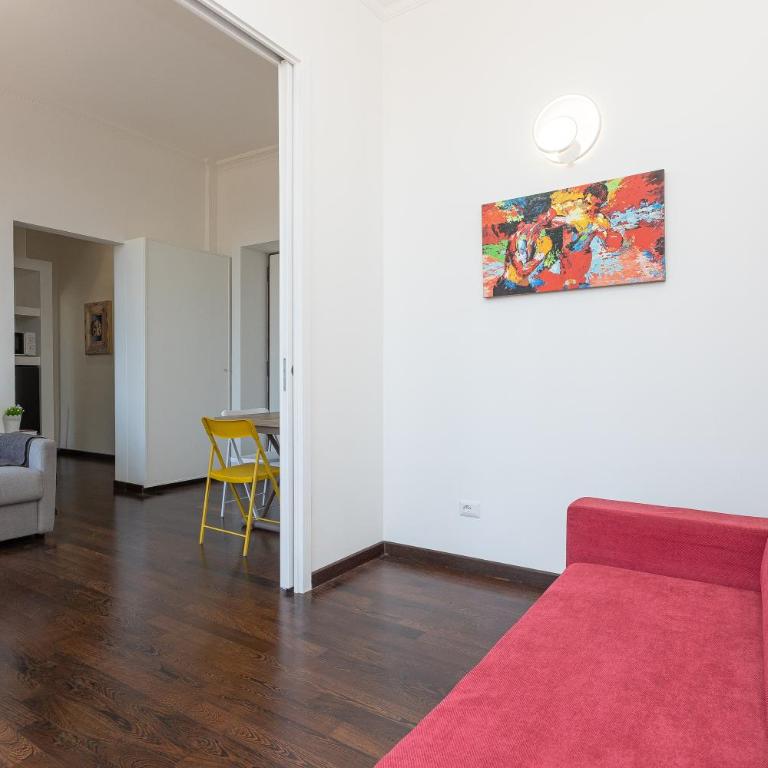 Corso View by Rental in Rome - Two-Bedroom Apartment - 15