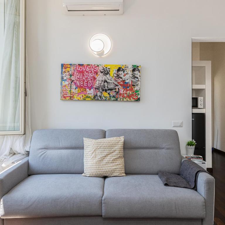 Corso View by Rental in Rome - Two-Bedroom Apartment - 39