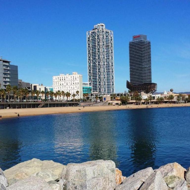 Barcelona Chic Apartments- Free Parking - 10 min BCN center by metro - Two-Bedroom Apartment - 29