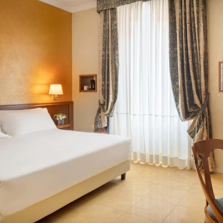 UNA Hotels Galles Milano - Camera Matrimoniale Classic - 3