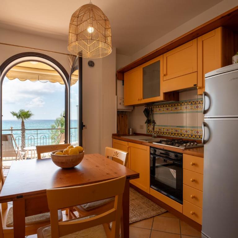 Arcipelago Seafront Apartments, Fronte Mare a Capo d'Orlando - Appartamento con 2 Camere da Letto e Vista Mare - 7