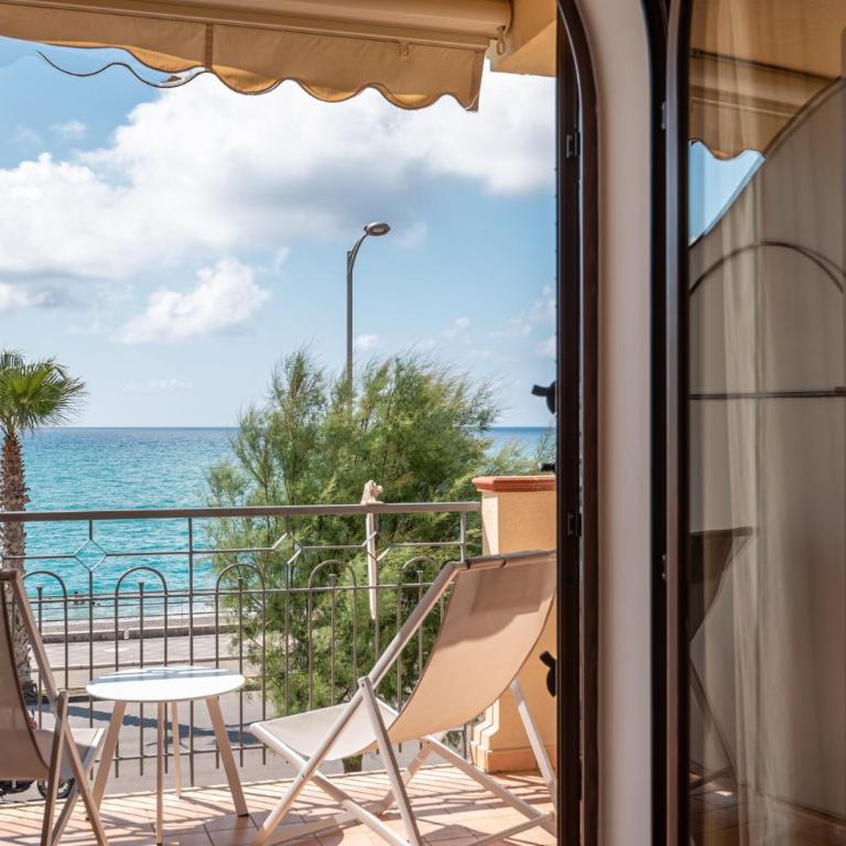 Arcipelago Seafront Apartments, Fronte Mare a Capo d'Orlando - Appartamento con 2 Camere da Letto e Vista Mare - 4