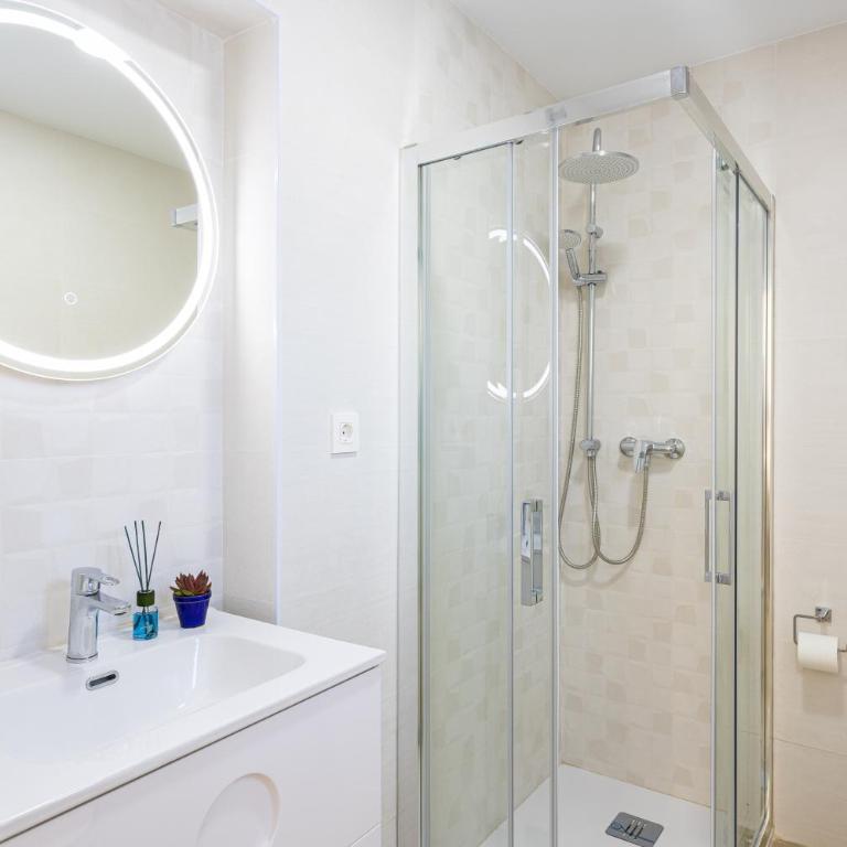 First line, Verde y Mar by Mellow - Apartamento de 1 dormitorio con terraza compartida - 8