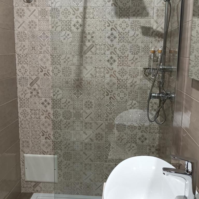 Smilax - Hydruntum Holiday Rooms - Camera Matrimoniale con Bagno Privato - 11