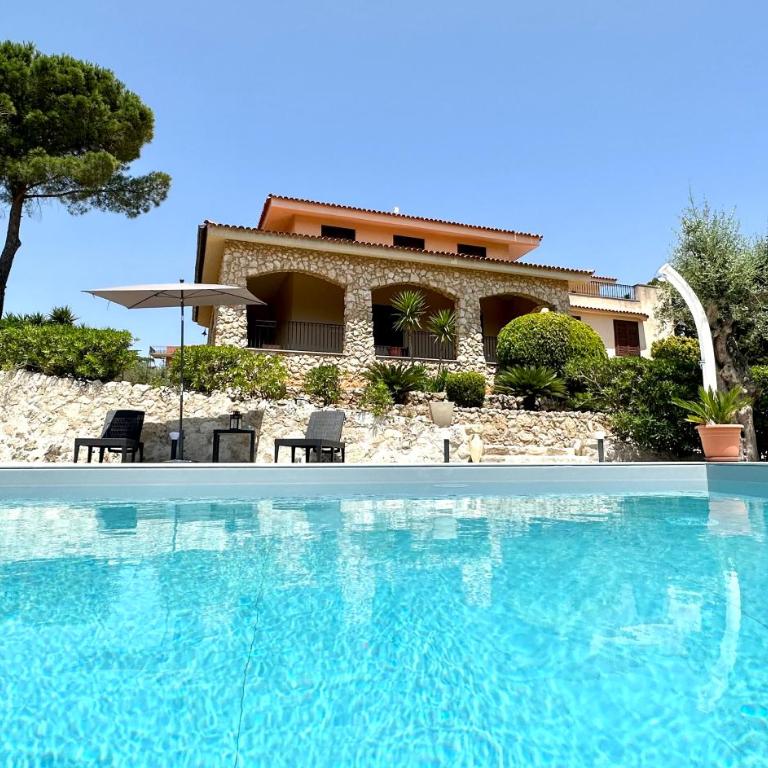 Villa Rina - Casa Vacanze - 2