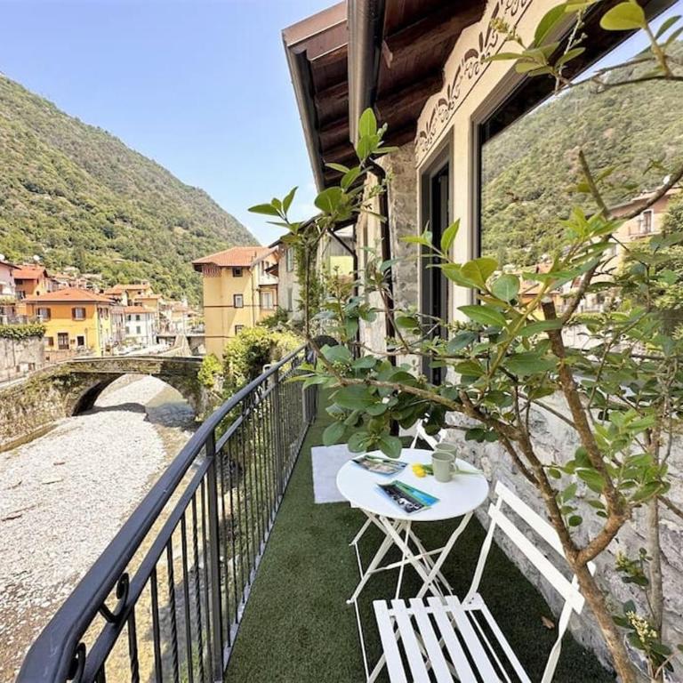 Mulino Royal – Argegno Lake Como - Casa con 2 Camere da Letto - 1