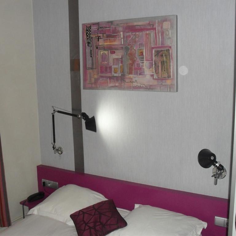 Hôtel Latino Reims Centre - Camera Matrimoniale Standard - 1