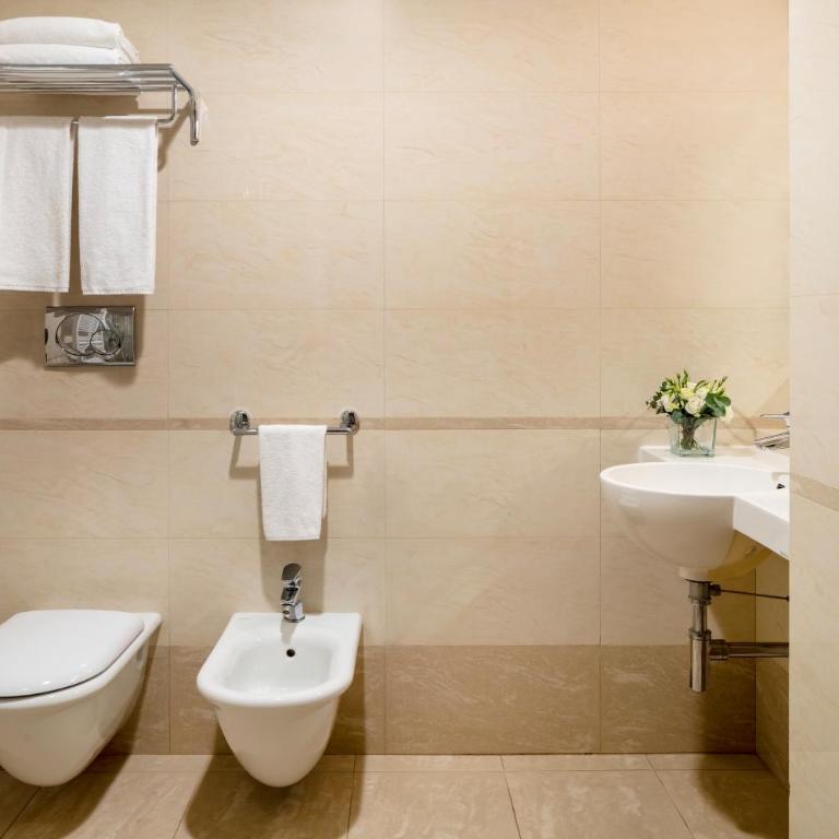 UNA Hotels Galles Milano - Suite con Divano-Letto - 3