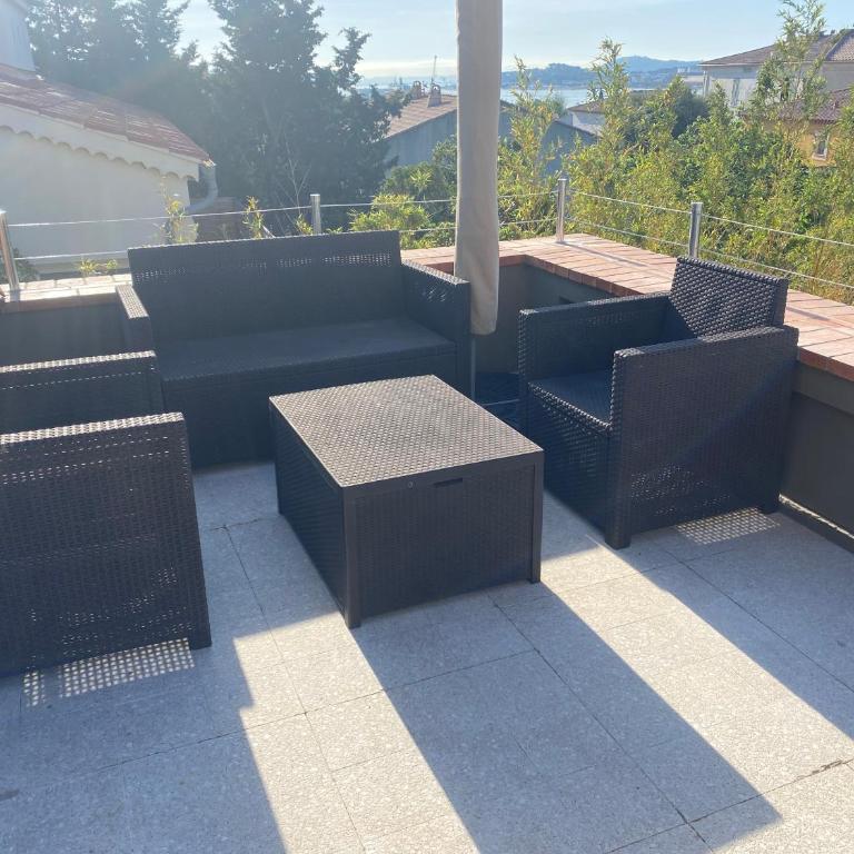 Haut de villa vue mer - Appartement 1 Chambre - 21