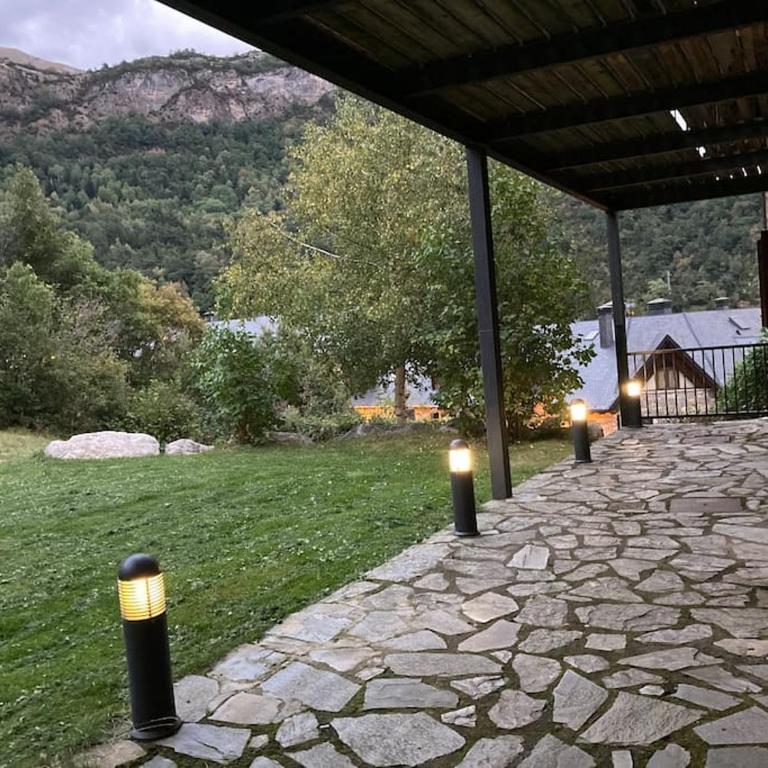 Elegante apartamento en Escarrilla con vistas al valle - Two-Bedroom Apartment - 18