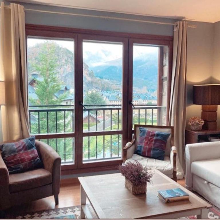 Elegante apartamento en Escarrilla con vistas al valle - Two-Bedroom Apartment - 19