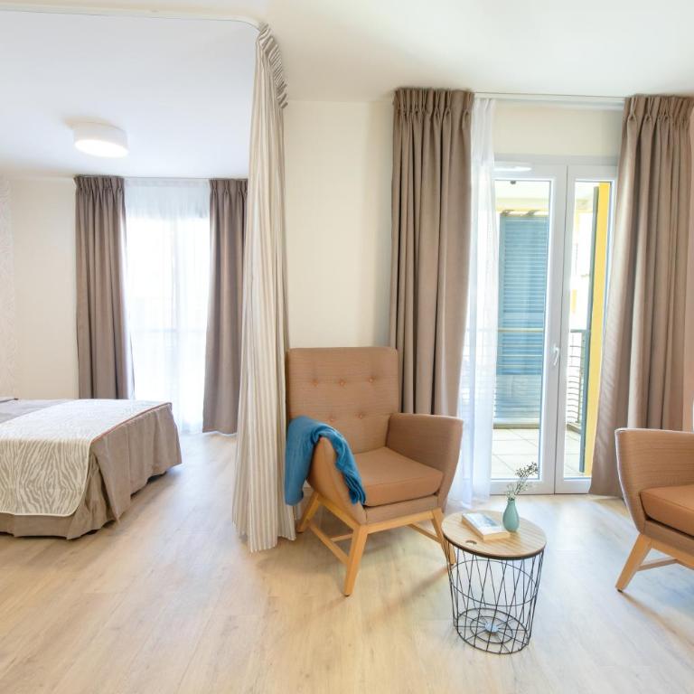 Appart One Fréjus - Studio Familial - 5