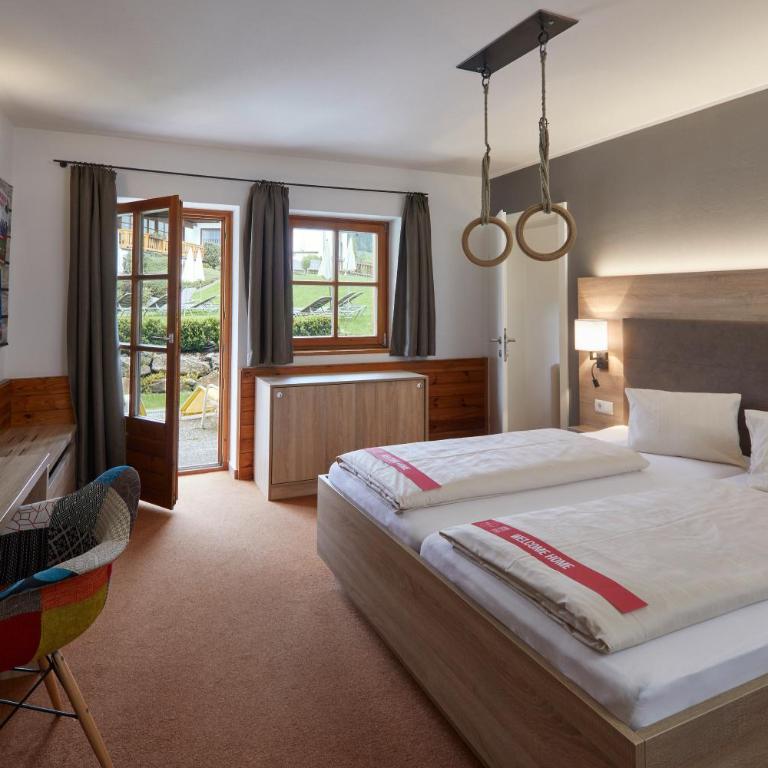 Gut Wenghof - Family Resort Werfenweng - Classic Familienzimmer - 1