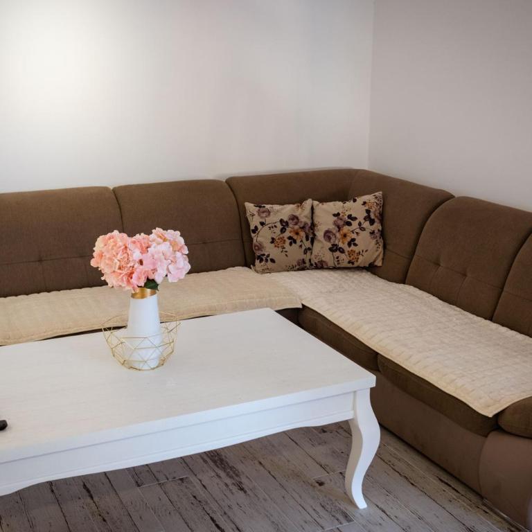 Villa UpTown - Four-Bedroom House - 62