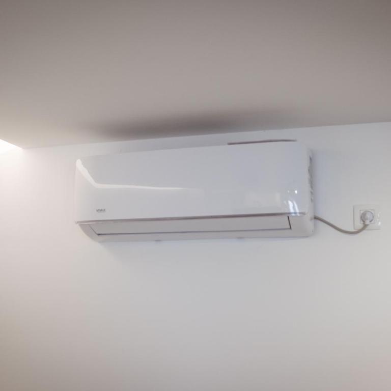 Villa UpTown - Four-Bedroom House - 33