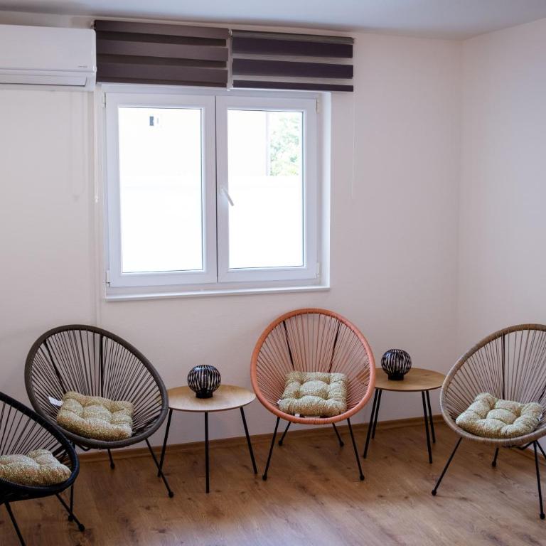 Villa UpTown - Four-Bedroom House - 66