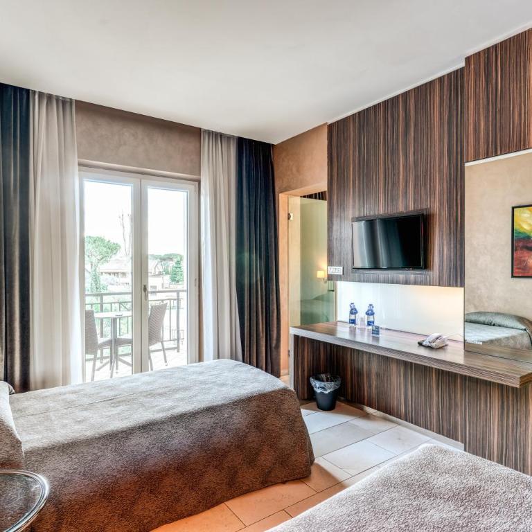 Hotel Isola Sacra Rome Airport - Suite Familiare con Balcone - 1